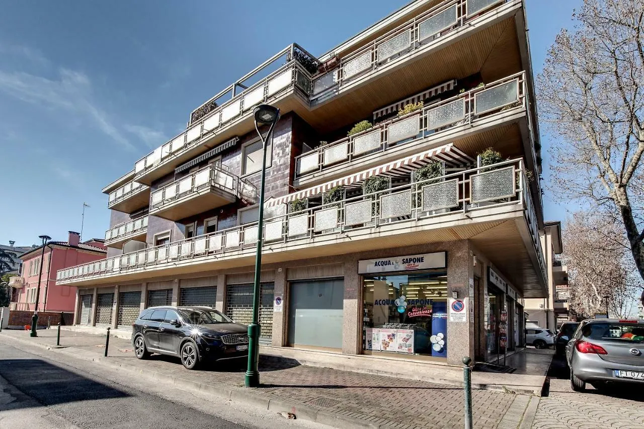 Apartament Alba Del Doge Mestre 0*,